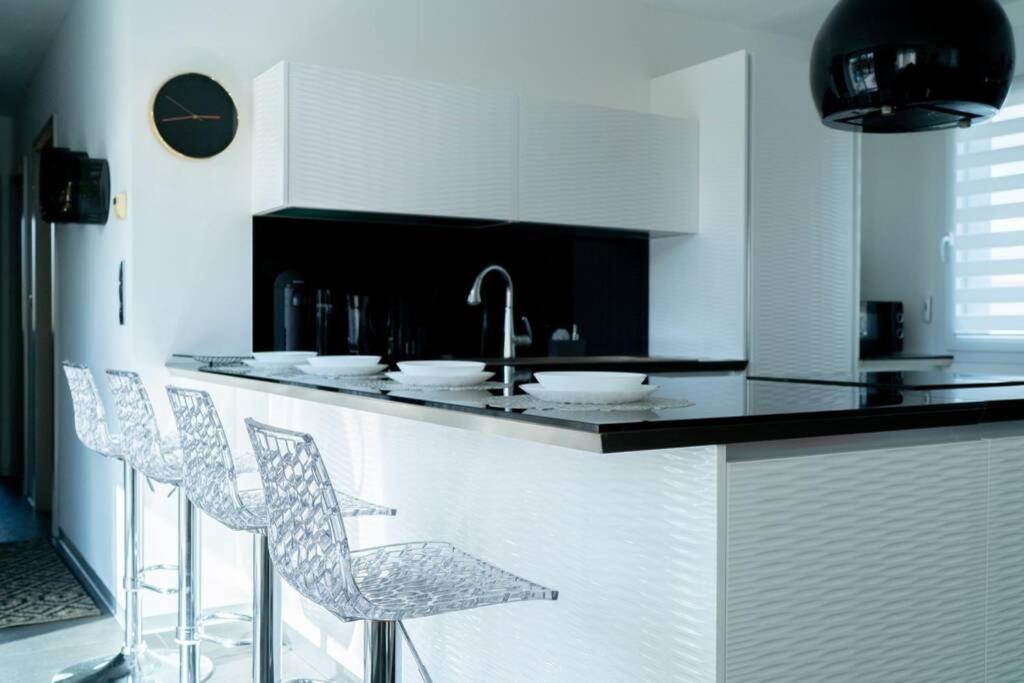 La Villetta S Riedisheim - Appartement De Standing Экстерьер фото